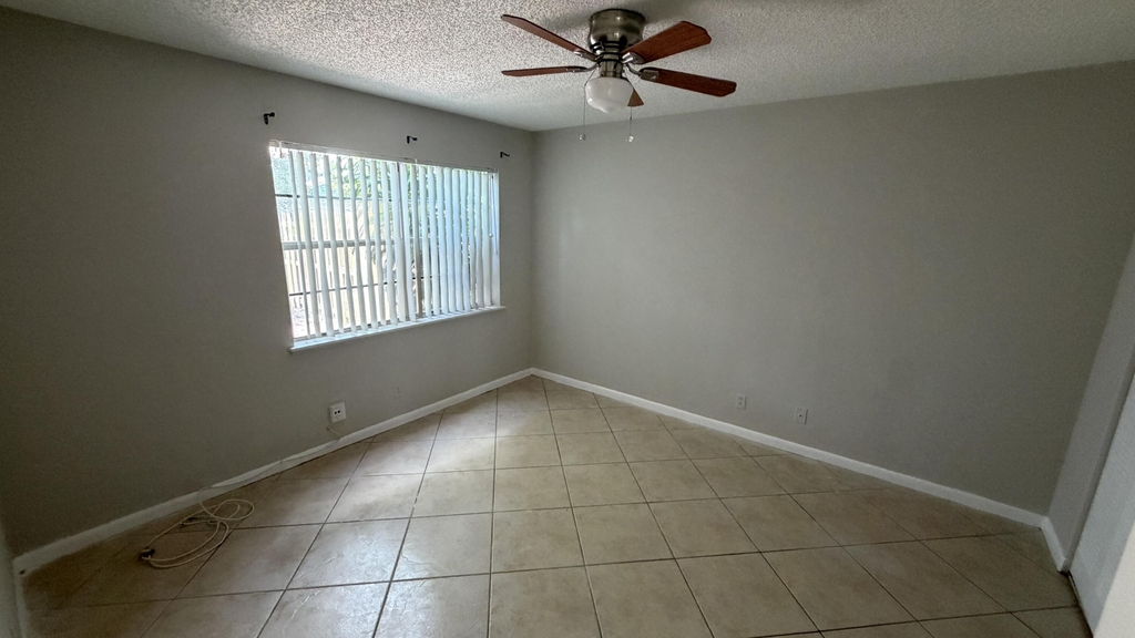 4741 Nw 3rd Terrace - Photo 7