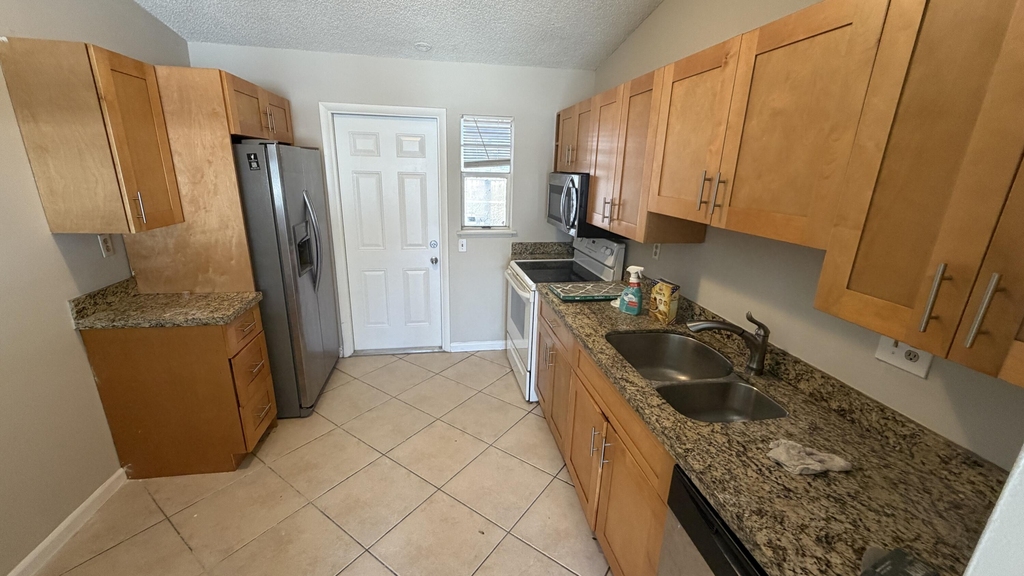 4741 Nw 3rd Terrace - Photo 3