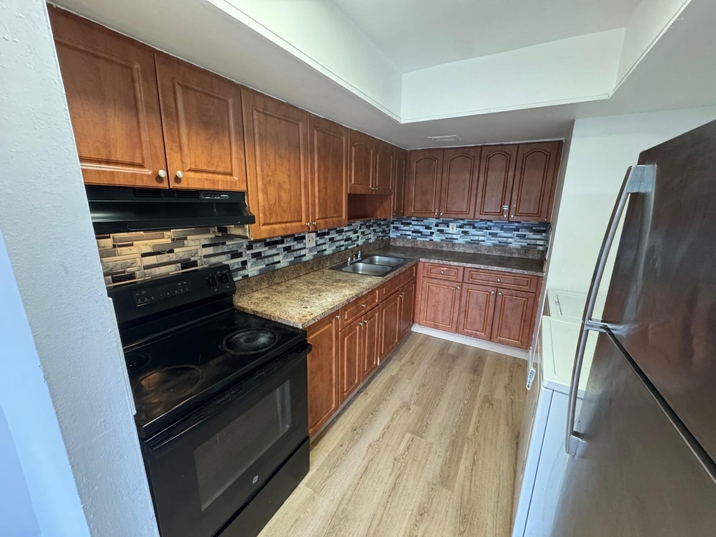 5830 Nw 21st Street - Photo 4