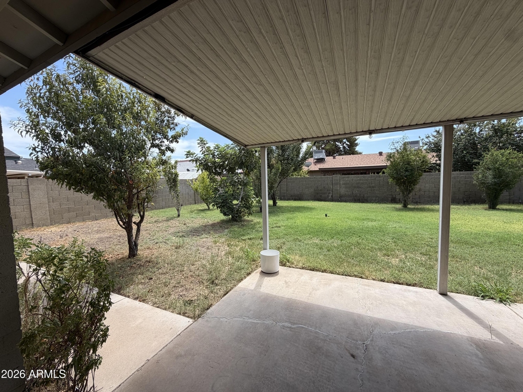 5201 W Mercer Lane - Photo 28