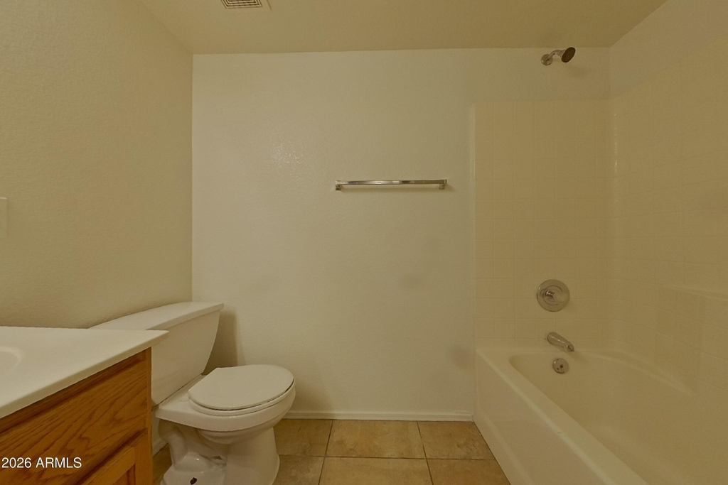 16264 W Lincoln Street - Photo 17