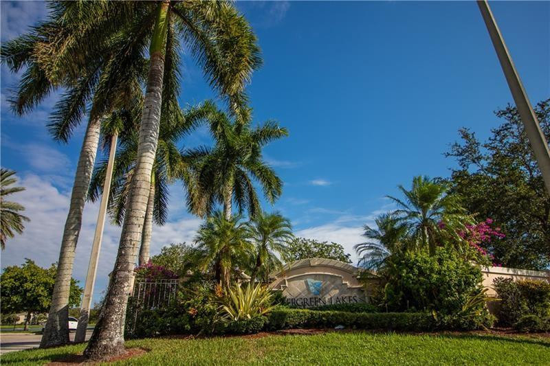 5045 Wiles Road - Photo 19