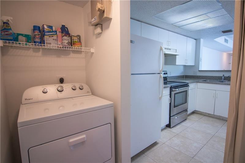 5045 Wiles Road - Photo 10