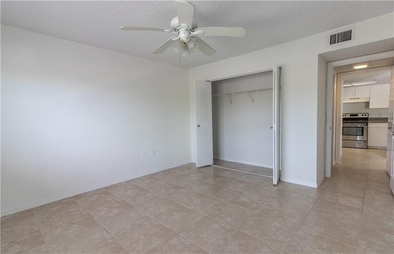 5045 Wiles Road - Photo 25