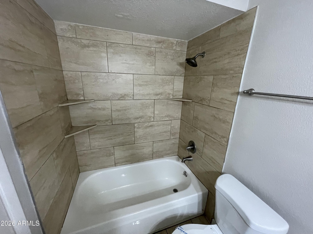 2211 N 54th Lane - Photo 19