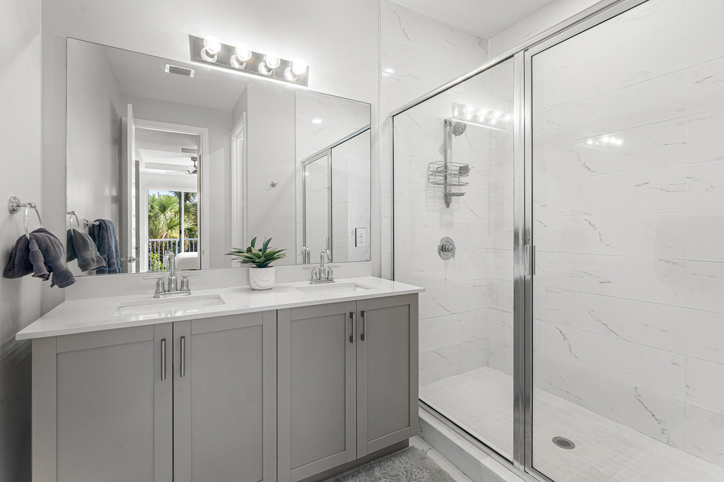 610 Pioneer Way - Photo 17