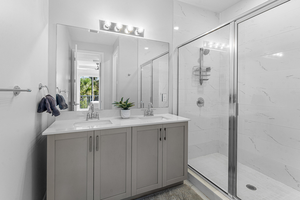 610 Pioneer Way - Photo 16