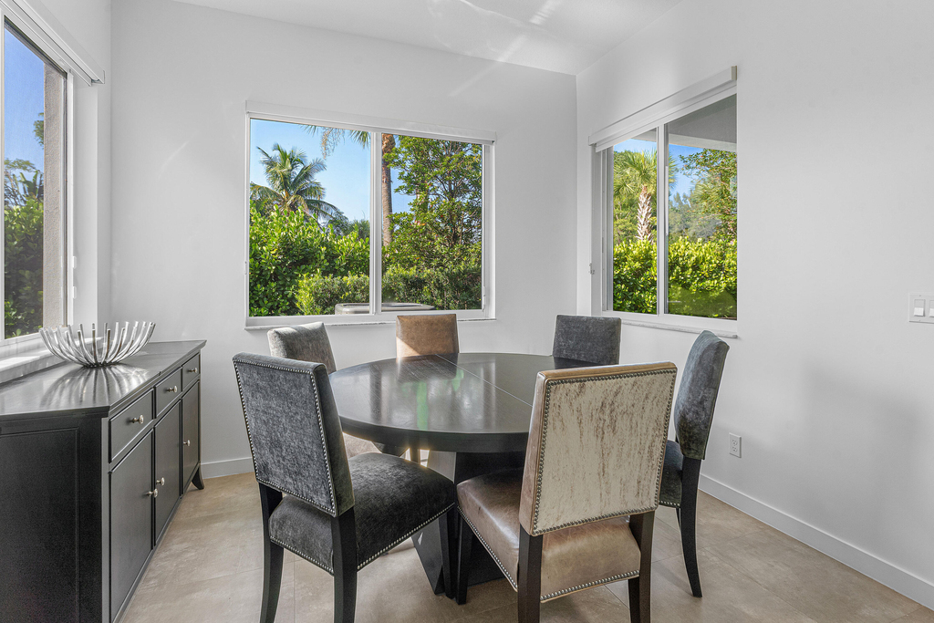 610 Pioneer Way - Photo 8