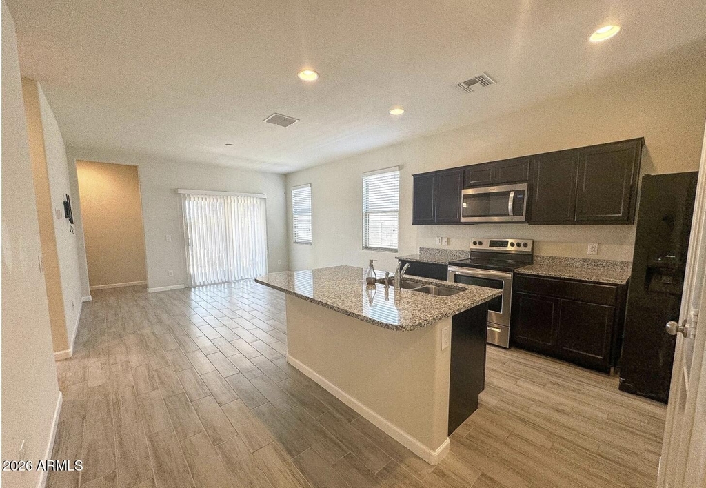 17134 N Rosemont Street - Photo 3