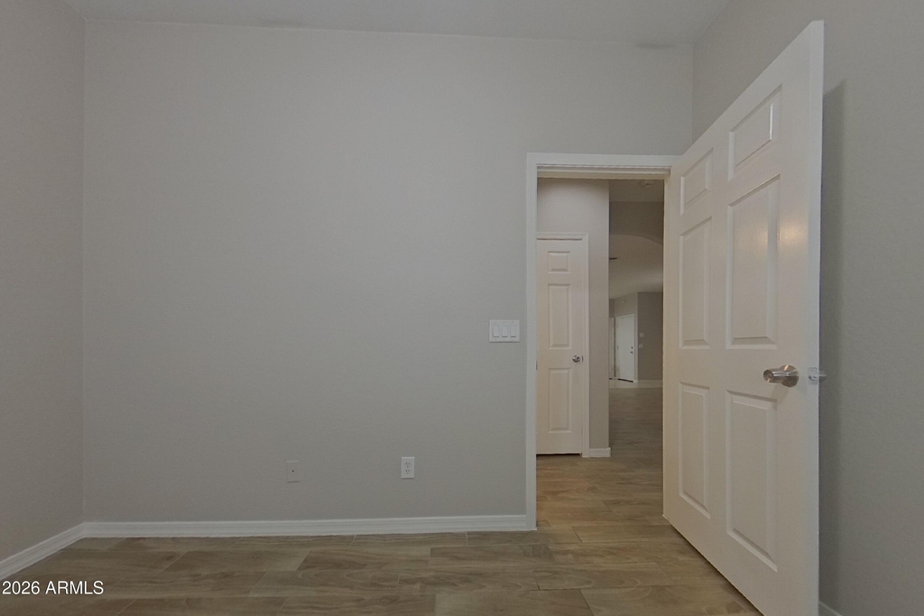 5010 W Fawn Drive - Photo 9