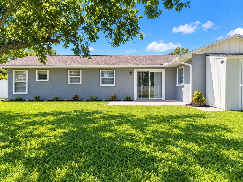 7402 Lakeland Boulevard - Photo 9