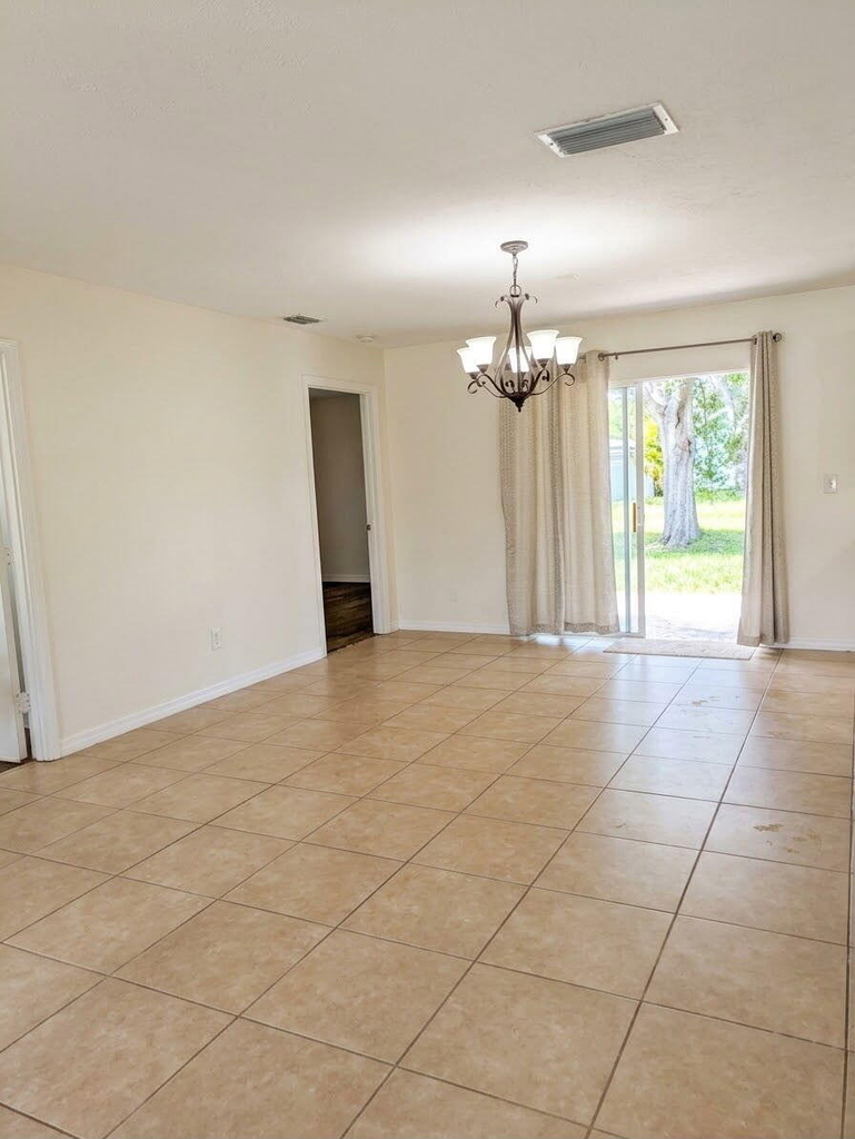 7402 Lakeland Boulevard - Photo 11