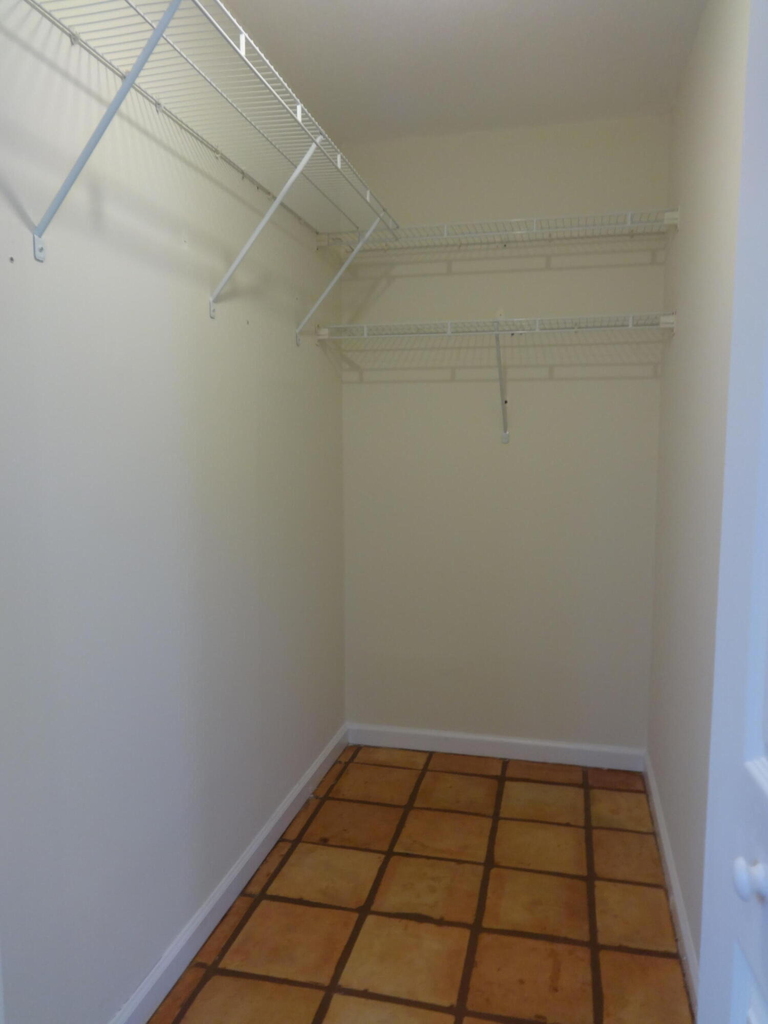 13868 Cocoanut Avenue - Photo 4