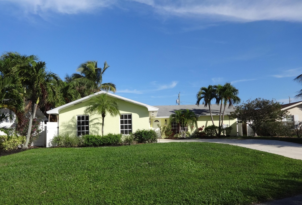 13868 Cocoanut Avenue - Photo 0