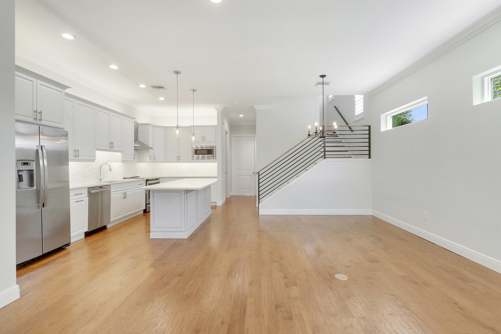 513 Sw Ocean Boulevard - Photo 4