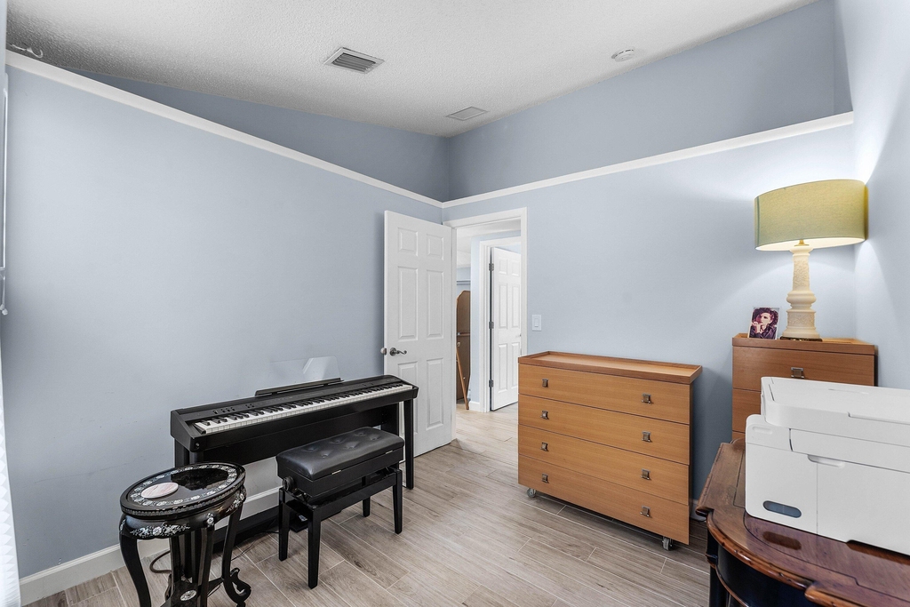 559 Nw 38th Terrace - Photo 13