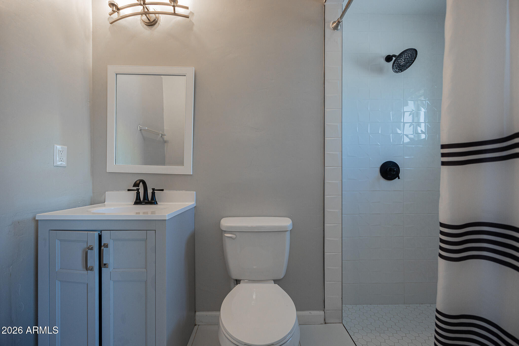 1907 W Denton Lane - Photo 18