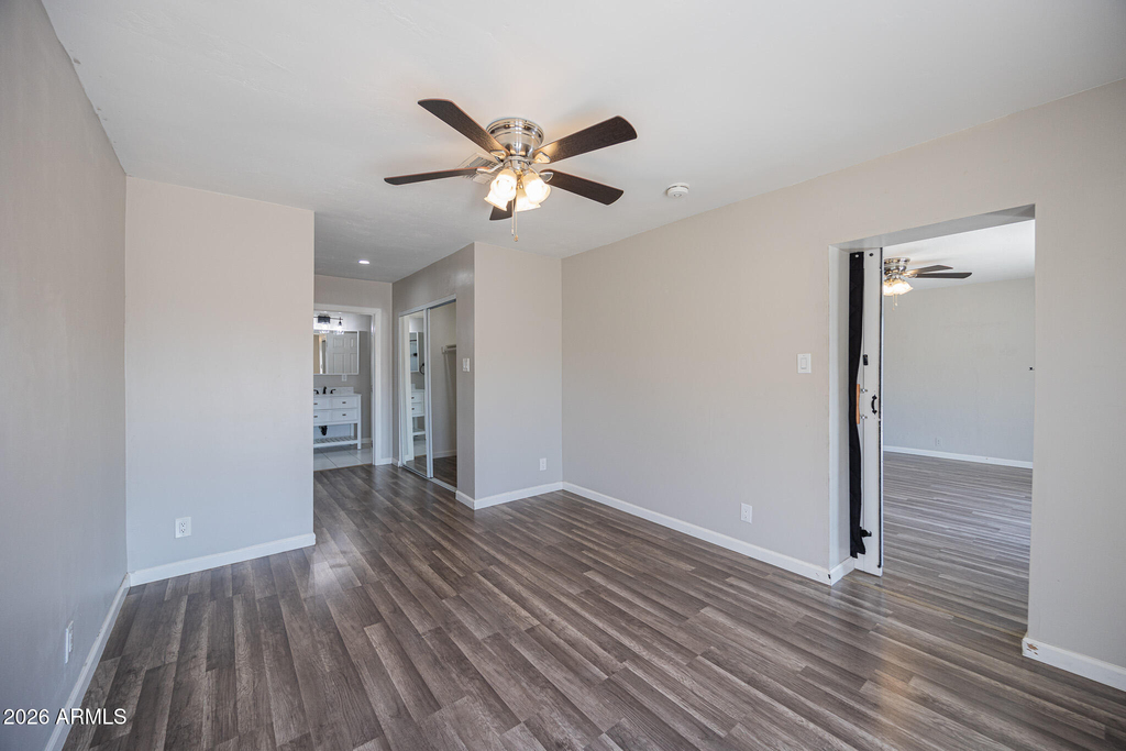 1907 W Denton Lane - Photo 11