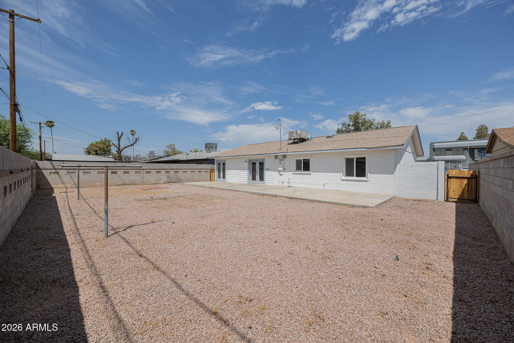 1907 W Denton Lane - Photo 26