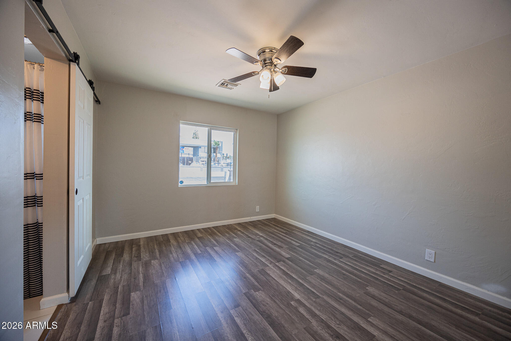 1907 W Denton Lane - Photo 15