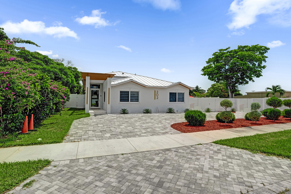 202 Se 4th Street - Photo 51