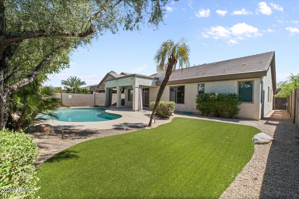 6422 E Blanche Drive - Photo 1