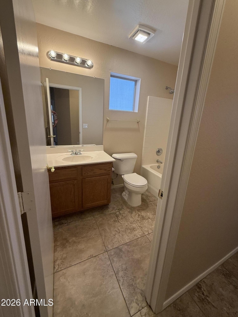 3236 E Kerry Lane - Photo 20