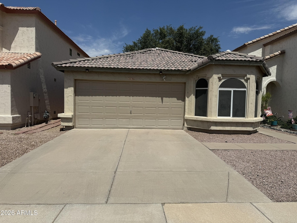 3236 E Kerry Lane - Photo 0