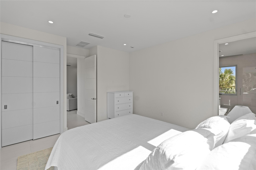 221 Shore Court - Photo 30