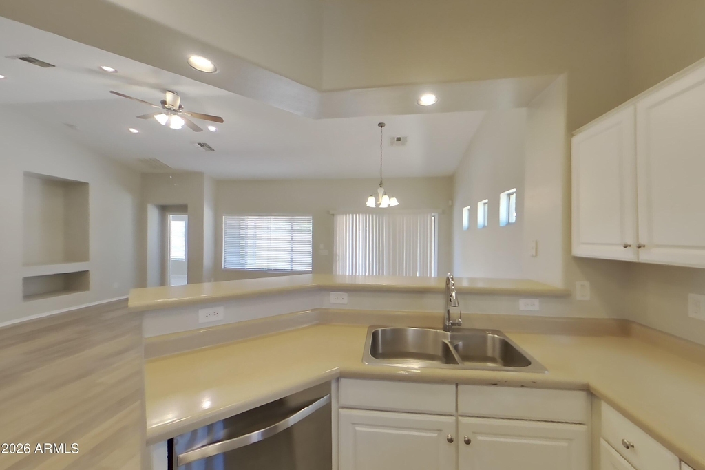 9555 W Miami Street - Photo 3