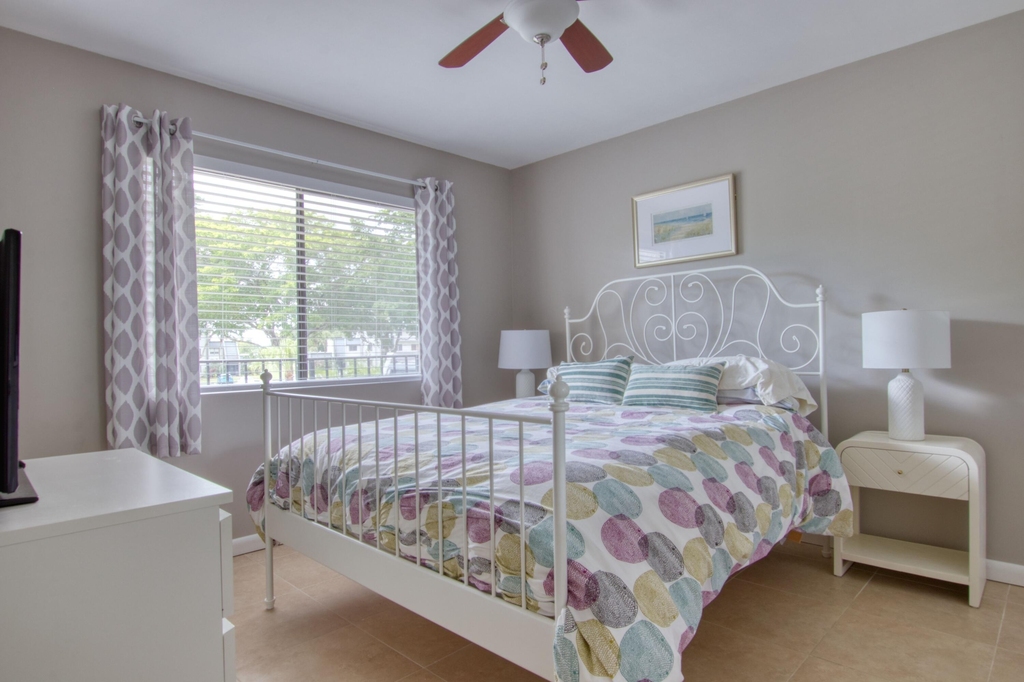 4822 Esedra Court - Photo 14