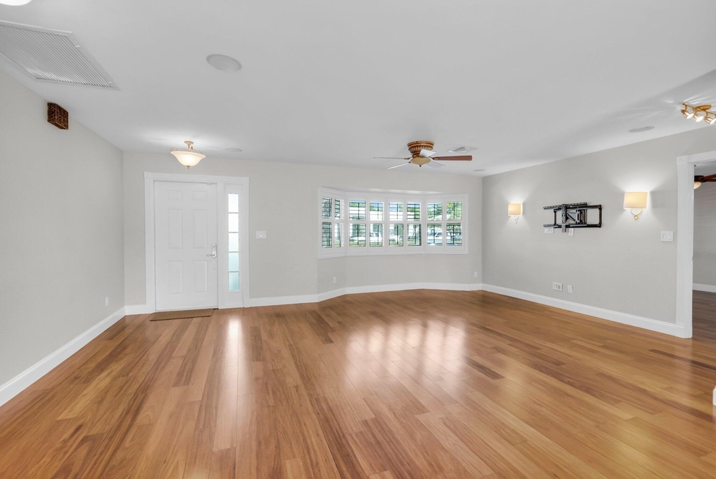 1008 Sw 12th Avenue - Photo 3
