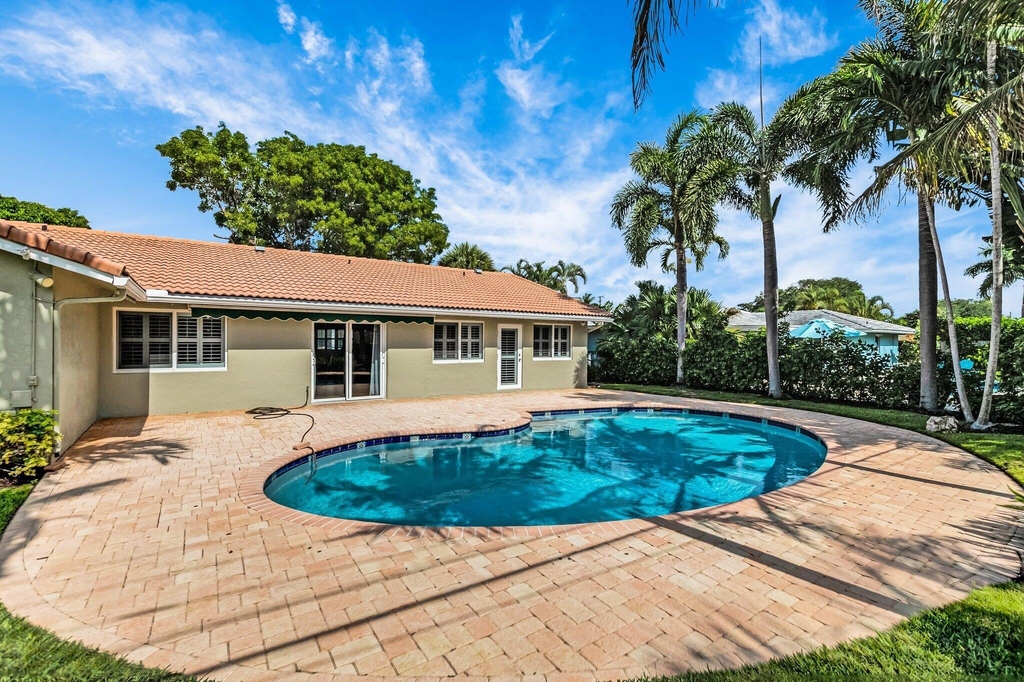 1008 Sw 12th Avenue - Photo 0