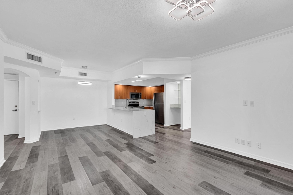 110 N Federal Highway - Photo 14