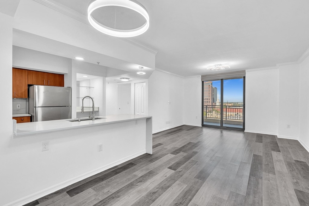 110 N Federal Highway - Photo 8