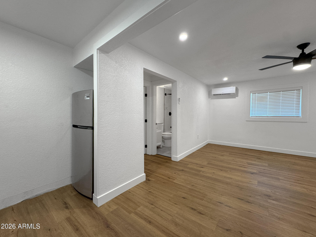 1017 E Moreland Street - Photo 3