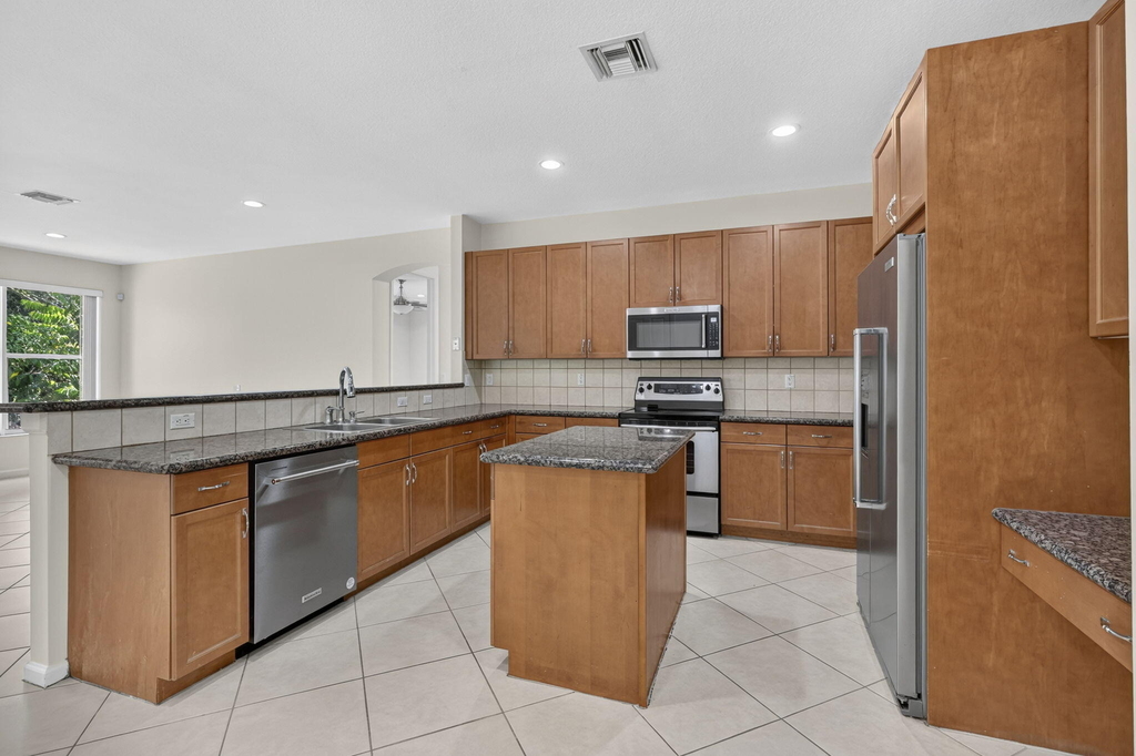 9479 Sedgewood Drive - Photo 48