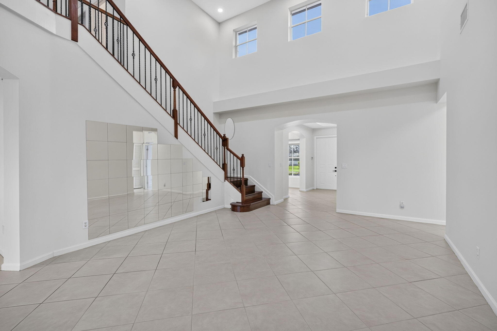 9479 Sedgewood Drive - Photo 8