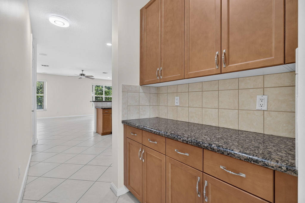 9479 Sedgewood Drive - Photo 12