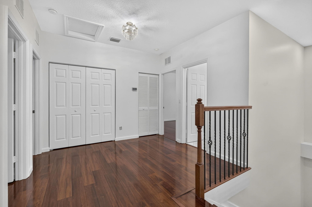 9479 Sedgewood Drive - Photo 35