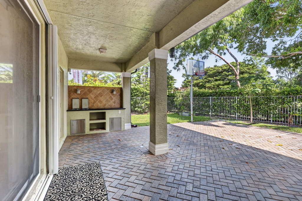 9479 Sedgewood Drive - Photo 37