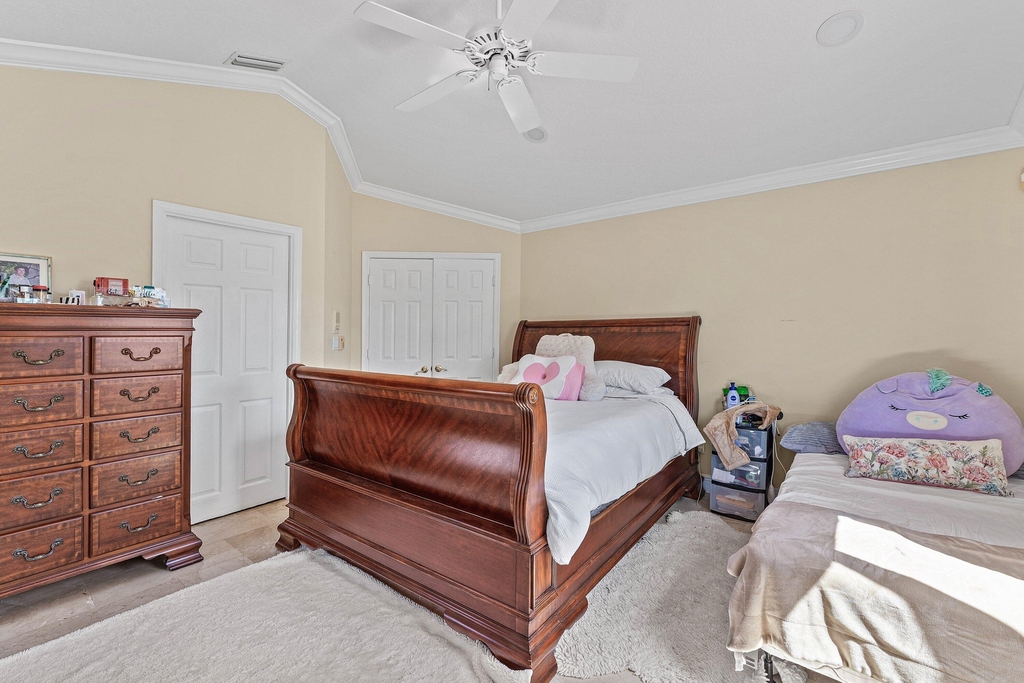 2350 Nw 5th Avenue - Photo 19