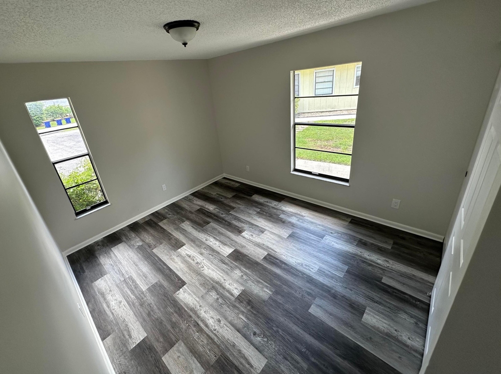 4684 Se Teri Place - Photo 10