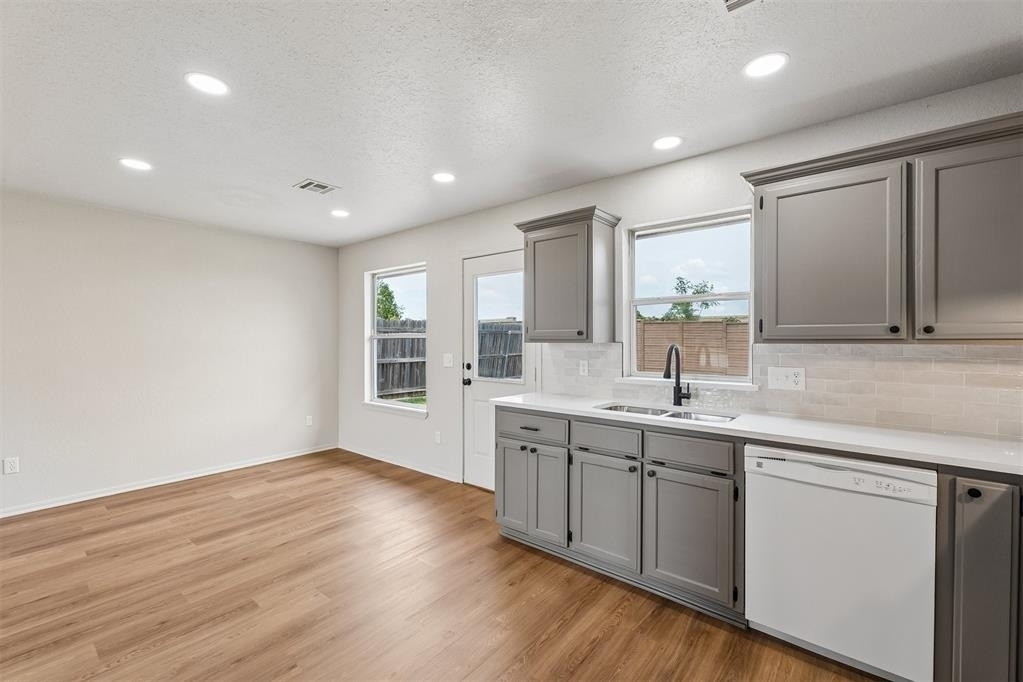 11933 Nw 7th Street - Photo 10