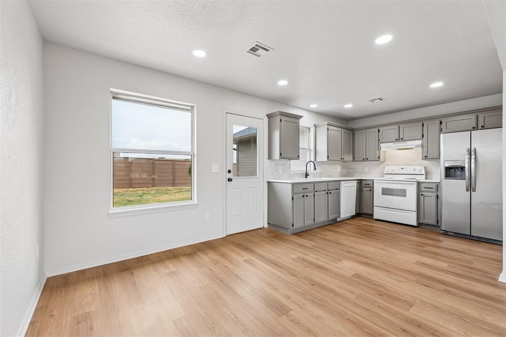 11933 Nw 7th Street - Photo 11