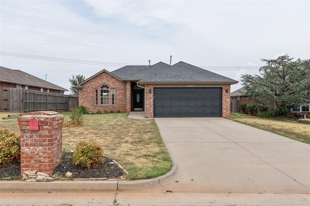 11933 Nw 7th Street - Photo 0