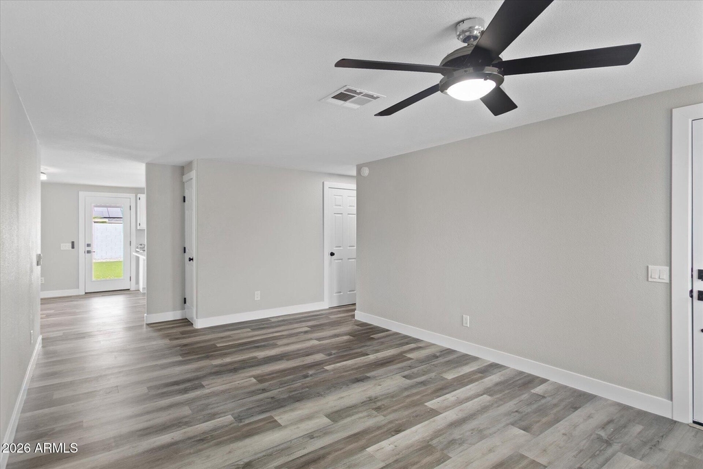 1604 W Colt Road - Photo 7