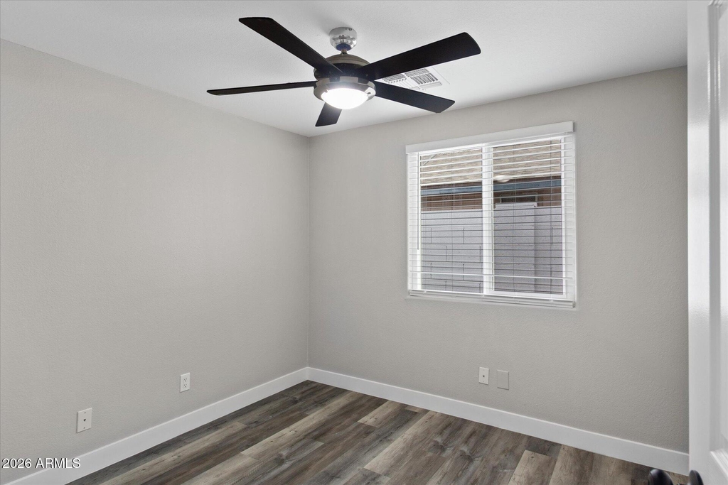 1604 W Colt Road - Photo 16