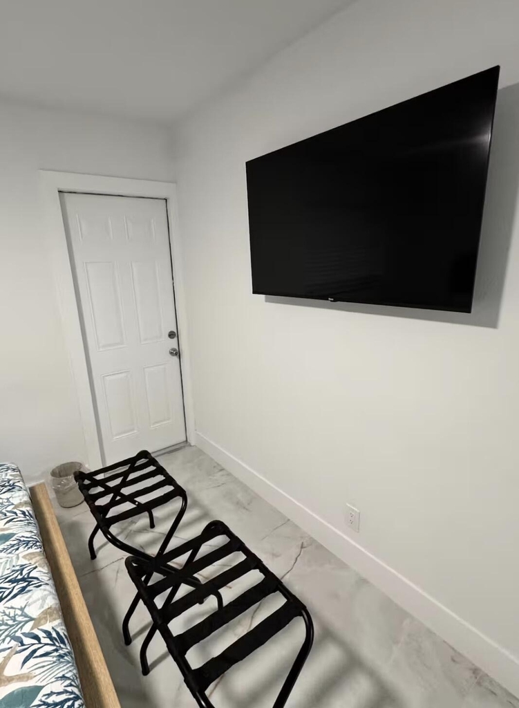 221 Se 11th Avenue - Photo 14