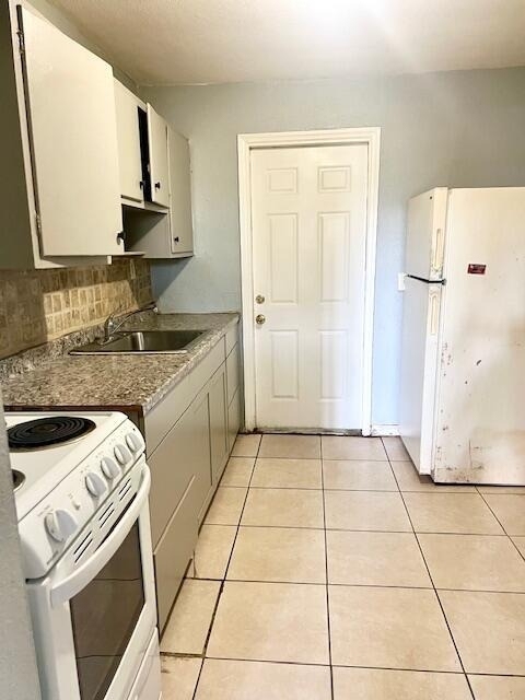 2005 Beautiful Avenue - Photo 2